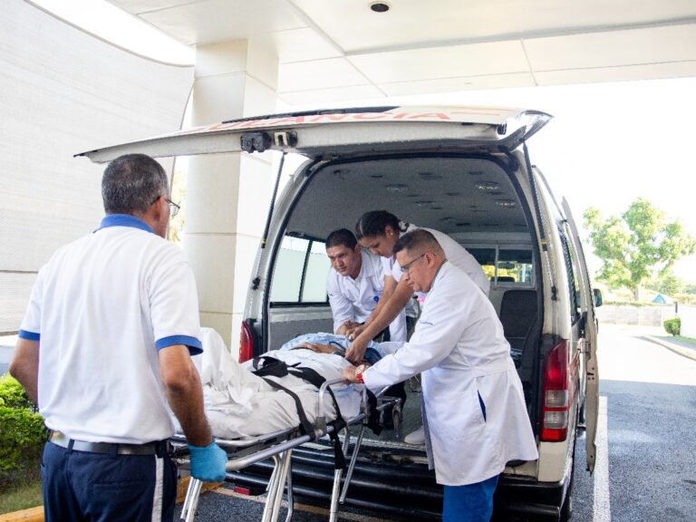 ¿CÓMO AHORRAR DINERO EN SALUD SEGURA Y DE CALIDAD?